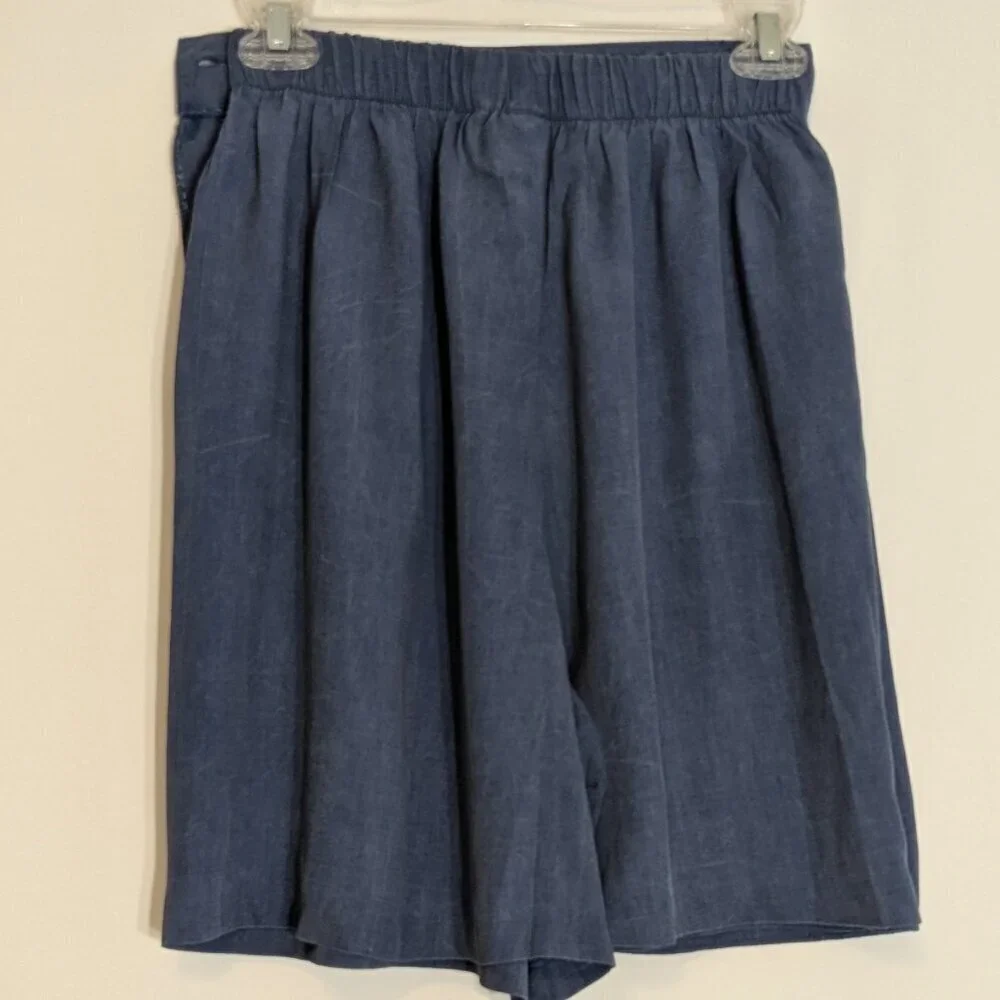 BYER CALIFORNIA Blue Pleated Short Wrap Skort; Size M